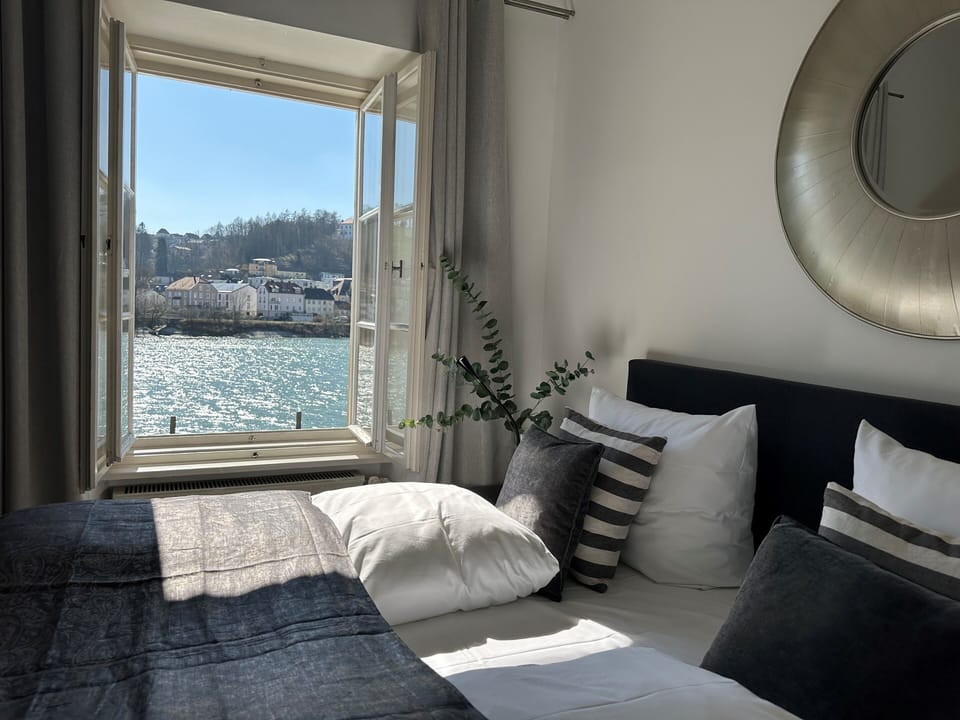 Comfort Double Room | Hypo-allergenic bedding, minibar, individually decorated