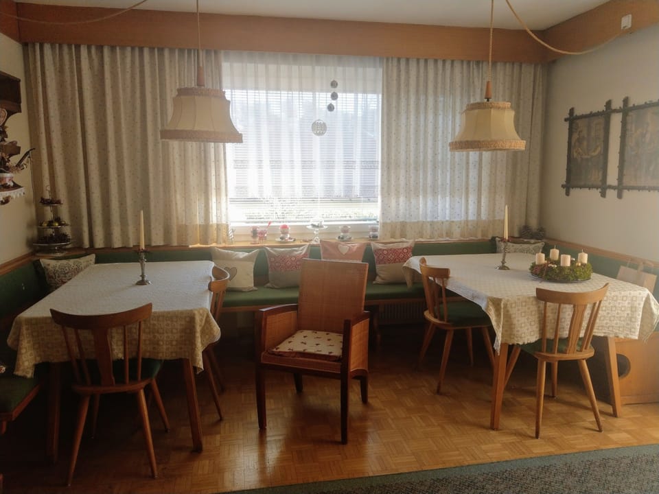 Free daily local cuisine breakfast