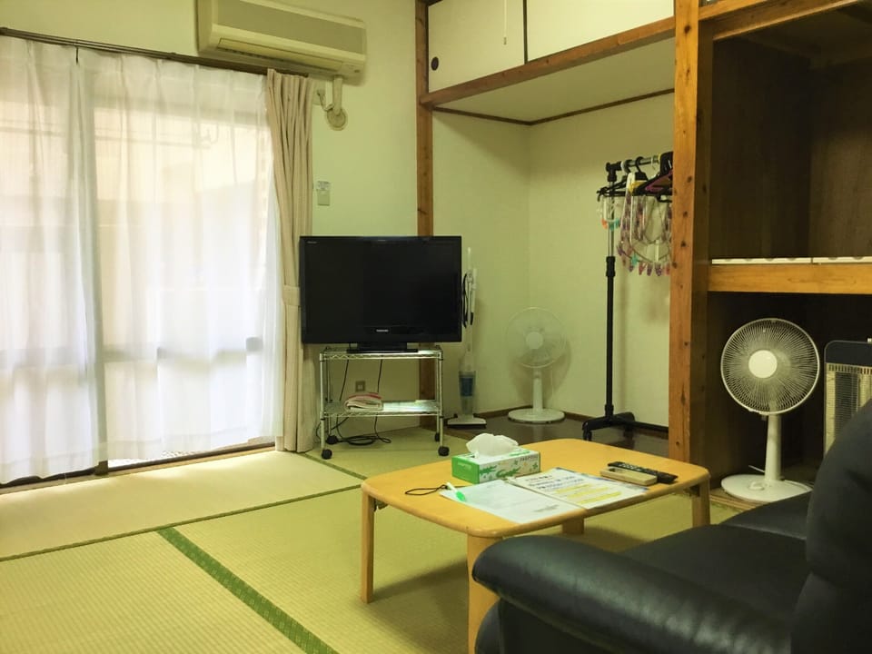 Family Room | Egyptian cotton sheets, desk, iron/ironing board (on request)