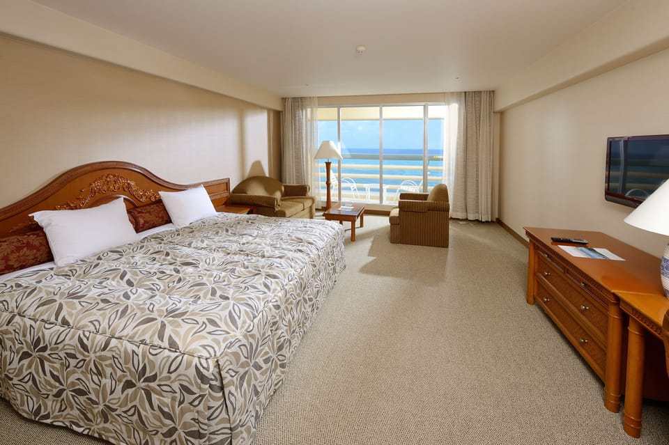 In-room safe, desk, soundproofing, iron/ironing board (on request)