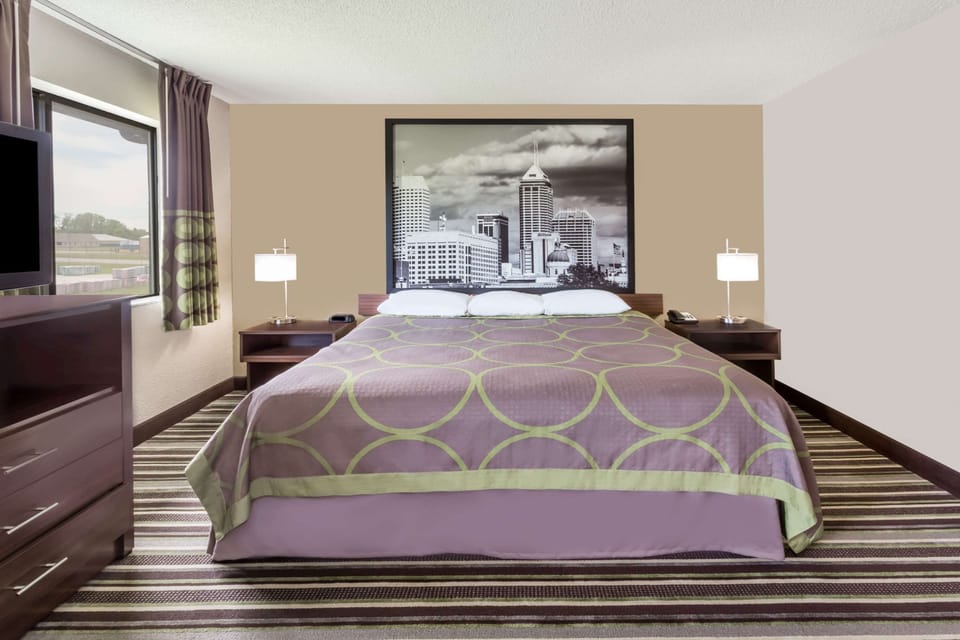 Desk, laptop workspace, free WiFi, bed sheets