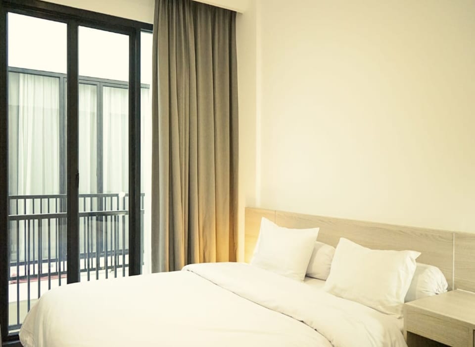 Standard Room | In-room safe, desk, free WiFi