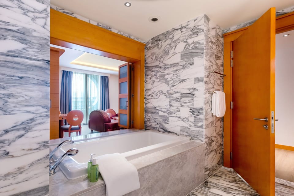 Shower, free toiletries, hair dryer, bathrobes