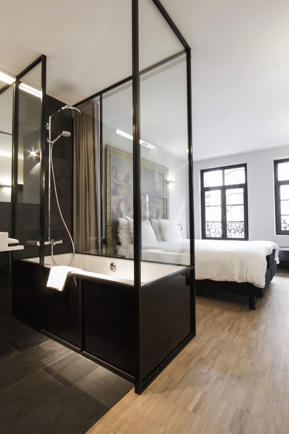 Superior Double Room | Bathroom shower
