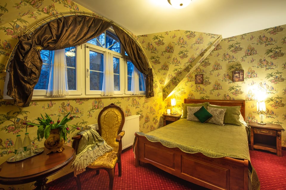 Deluxe Double Room, River View | Hypo-allergenic bedding, Select Comfort beds, individually decorated