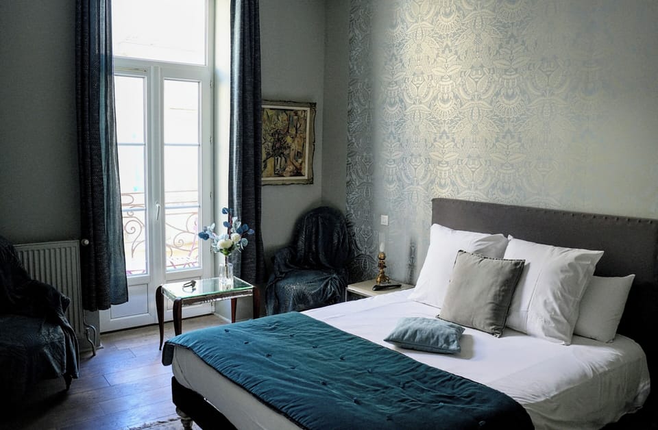 Deluxe Double Room (1st Floor) | Minibar, in-room safe, individually decorated, individually furnished