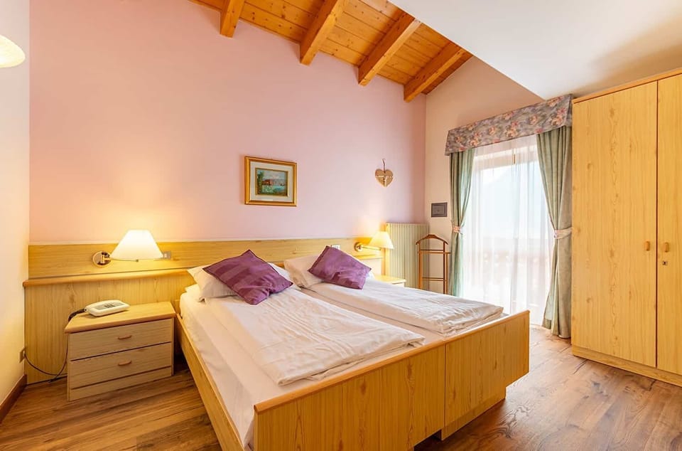 Double or Twin Room | In-room safe, individually decorated, desk, blackout drapes