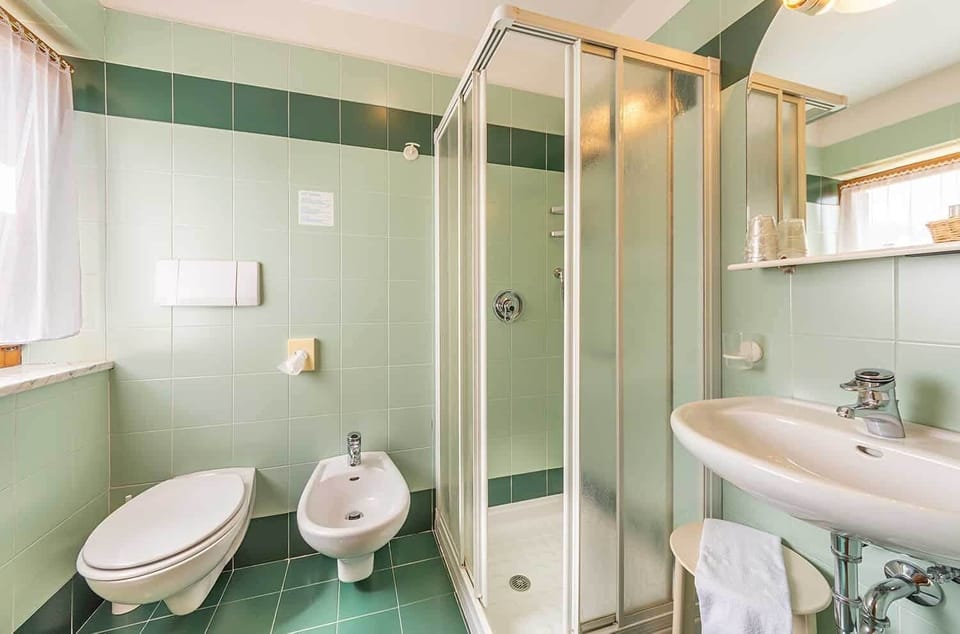 Double or Twin Room | In-room safe, individually decorated, desk, blackout drapes