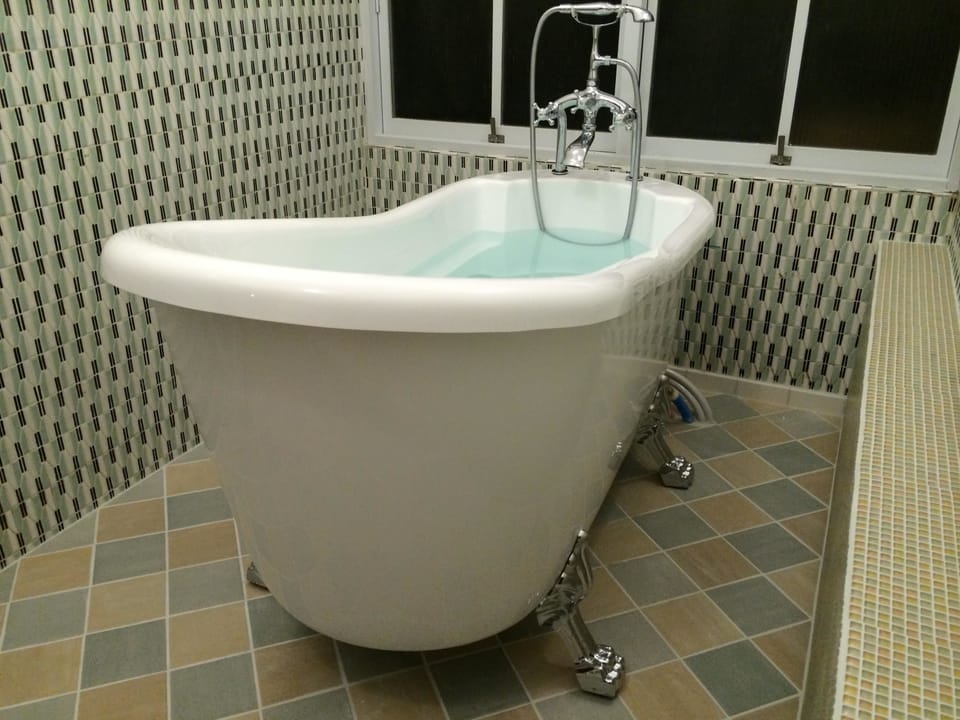 Traditional Suite (with private open air bath) | Bathroom sink