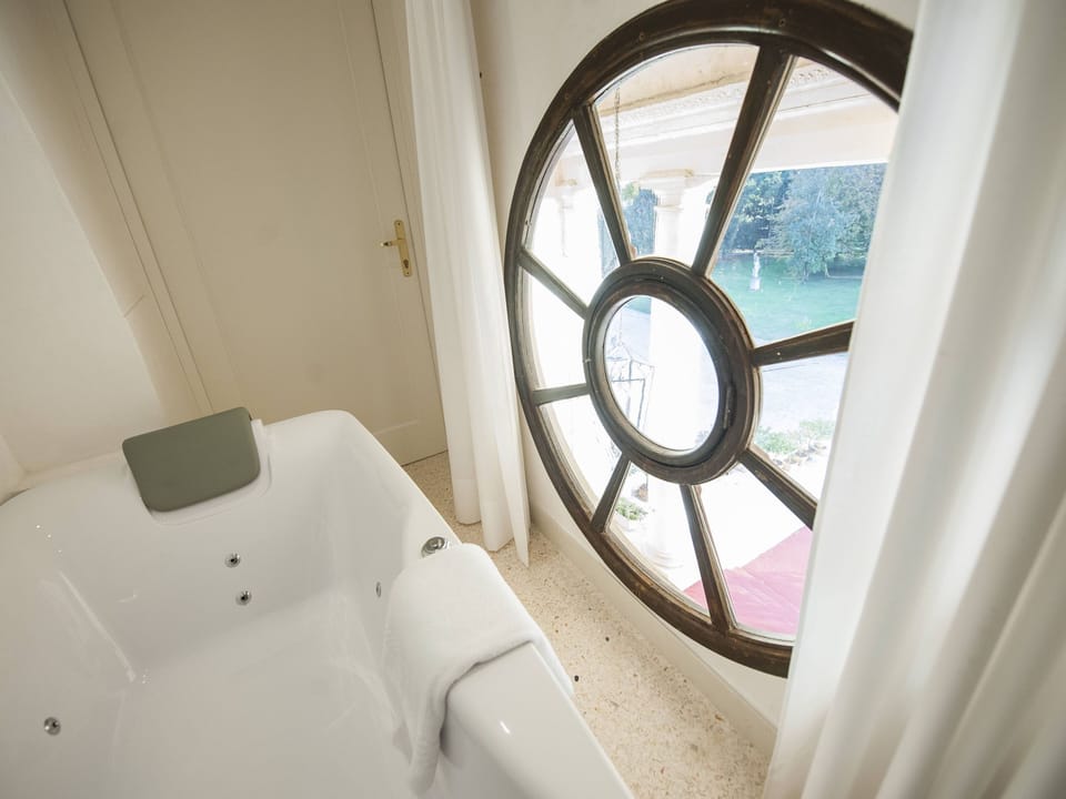 Junior Suite with Hot Tub - Main Building | View from room