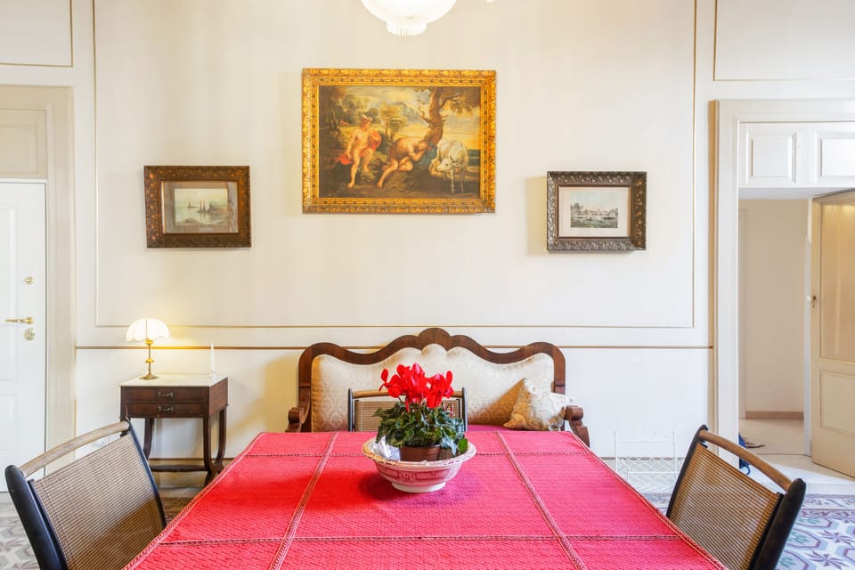 Apartment, 2 Bedrooms | In-room dining