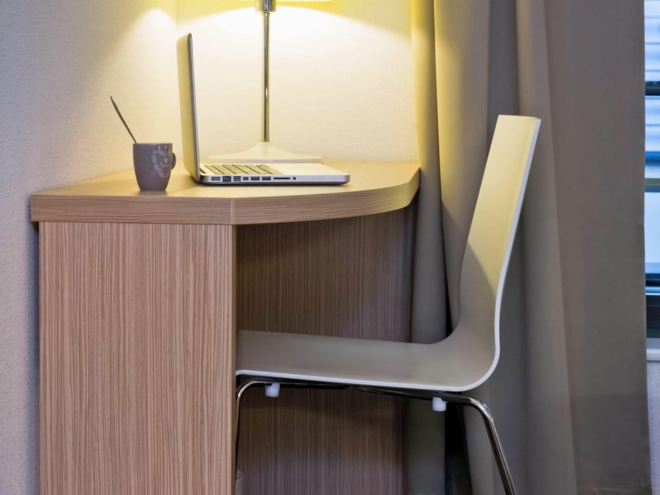 Studio, 1 Double Bed | Premium bedding, desk, iron/ironing board (on request), cribs (free)