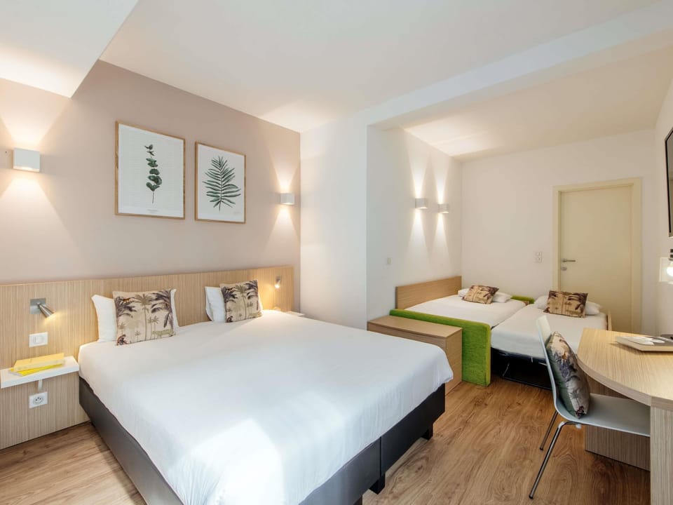 Studio 4 people | Premium bedding, desk, iron/ironing board, free cribs/infant beds