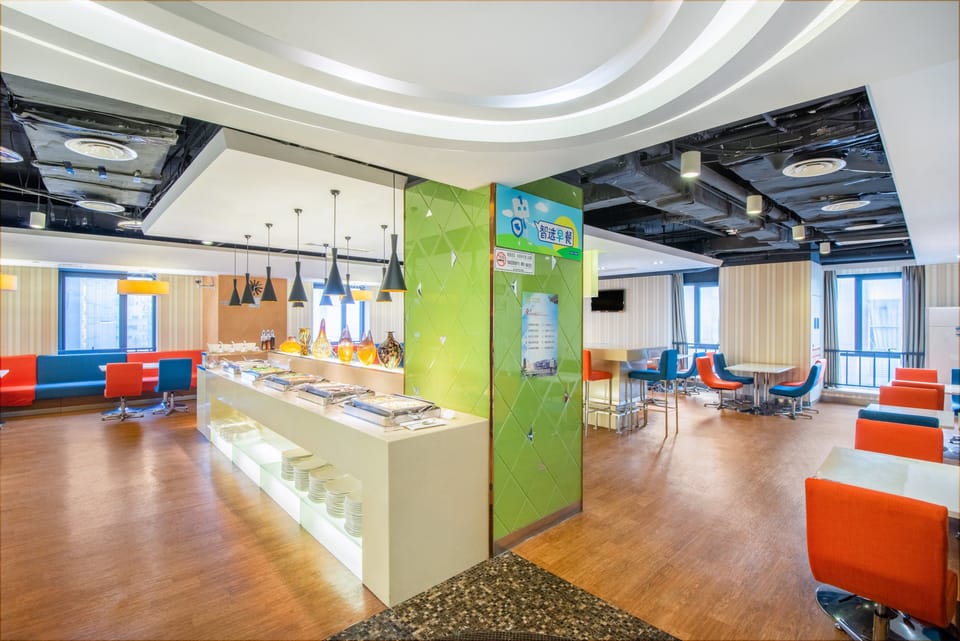 Free buffet breakfast