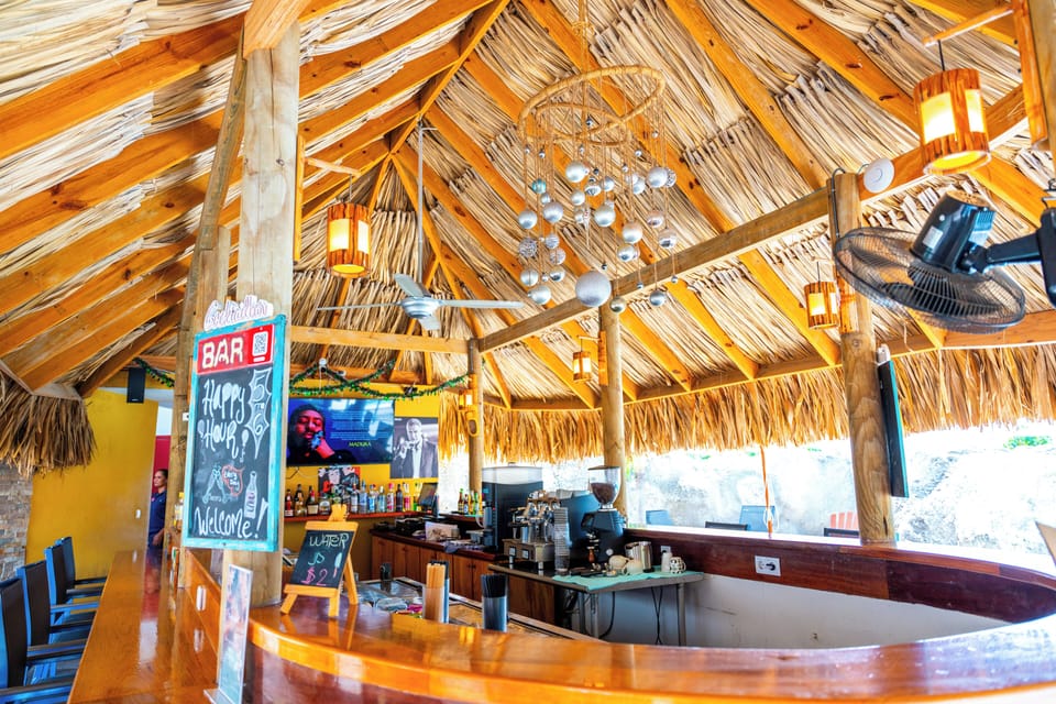 Poolside bar