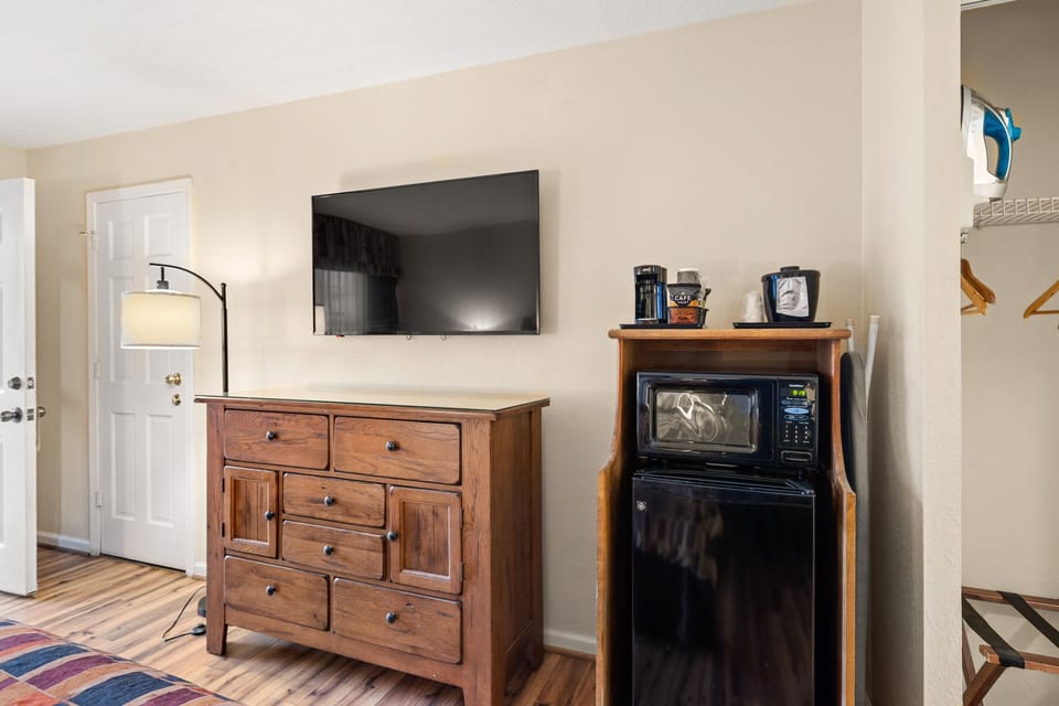 Pillowtop beds, blackout drapes, iron/ironing board, free WiFi