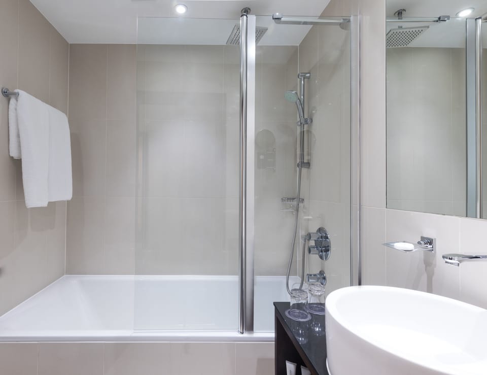 In-room safe, desk, laptop workspace, soundproofing