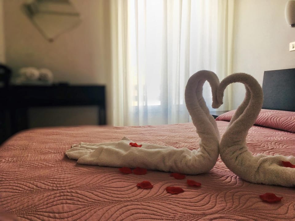 Egyptian cotton sheets, pillowtop beds, in-room safe, desk