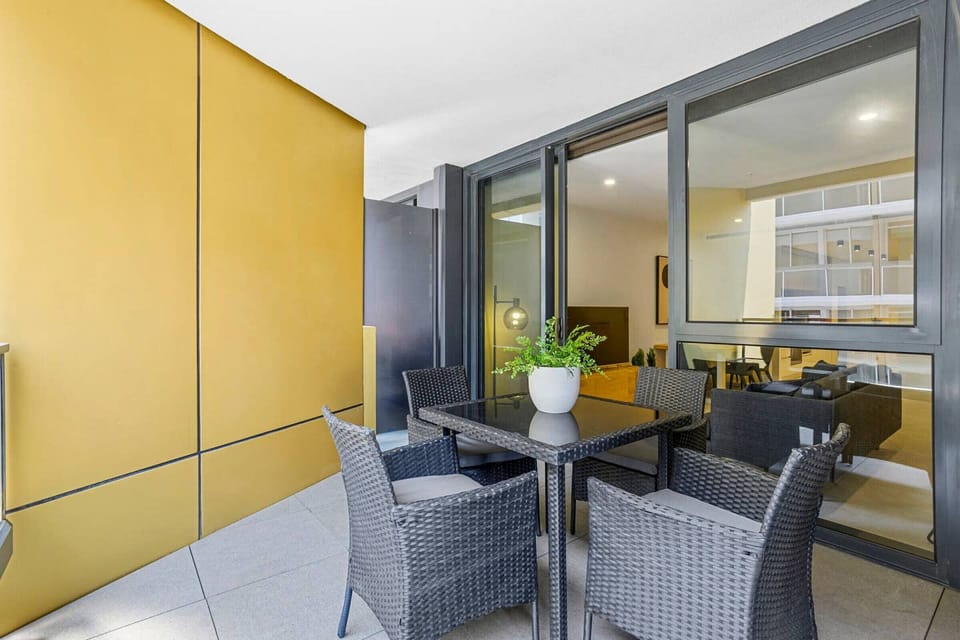 Enjoy your coffee with family/friends and gets natural light from the sun with a 4 seat dining table.