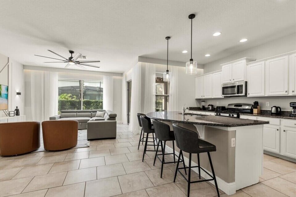 4196OakTreeDrive(11)
