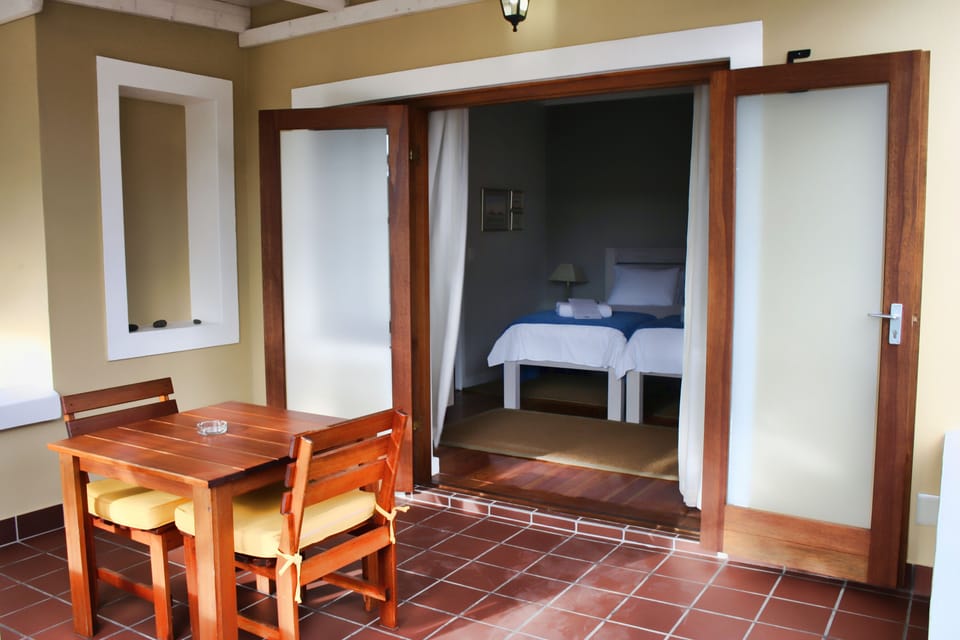 Minibar, in-room safe, desk, iron/ironing board (on request)