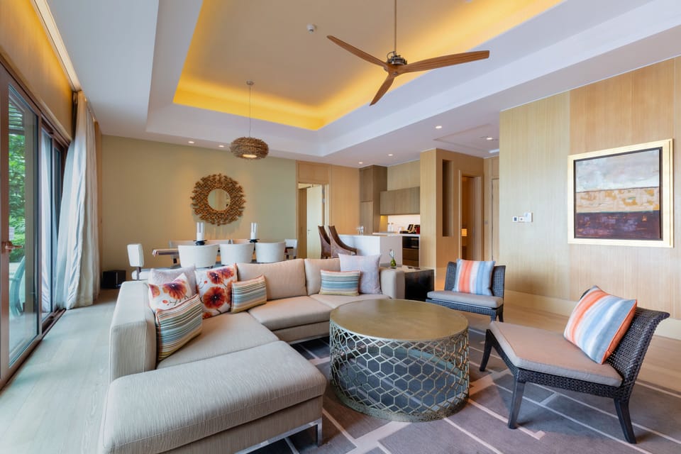Two-Bedroom Villa | Living area | Plasma TV