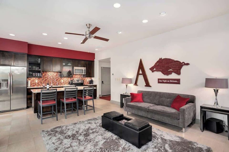 A beautifully open floor plan and pull-out sofa, perfect for hosting!