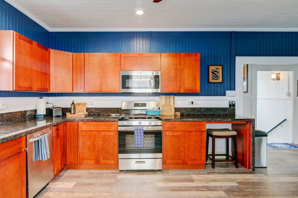 kitchen comes with everything you need
