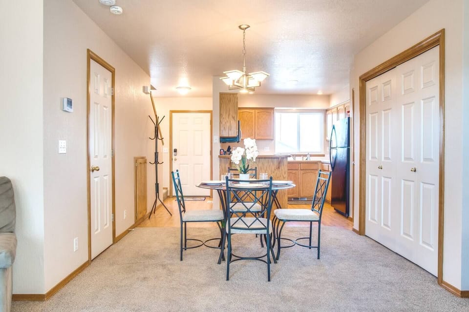 Cozy dining room
