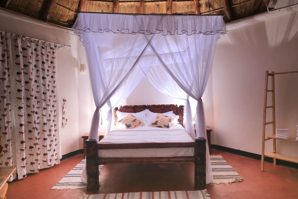 Deluxe Double Room | Desk, laptop workspace, soundproofing, free WiFi