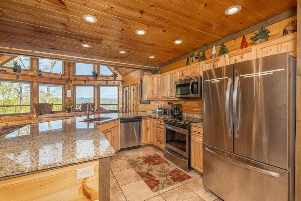 Fully Equipped Rental Cabin Kitchen