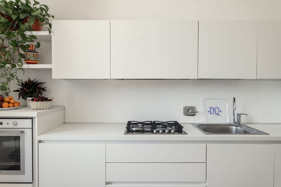 Fridge, espresso maker, coffee/tea maker, electric kettle