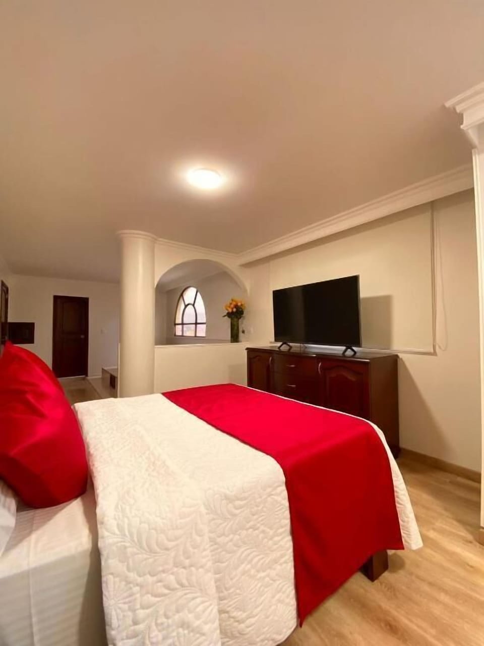 Romantic Double Room | Down comforters, free WiFi, bed sheets, wheelchair access