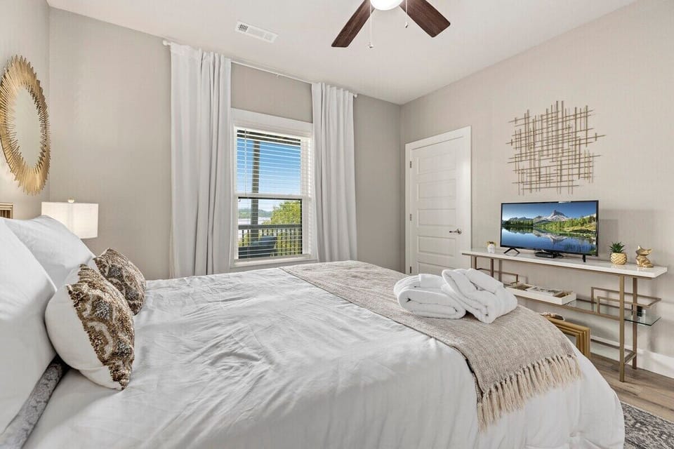 Our first Queen bedroom downstairs.