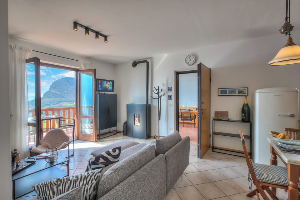 Living and dining room