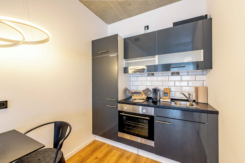 Standard Double Room | Private kitchen | Oven, stovetop, espresso maker, coffee/tea maker