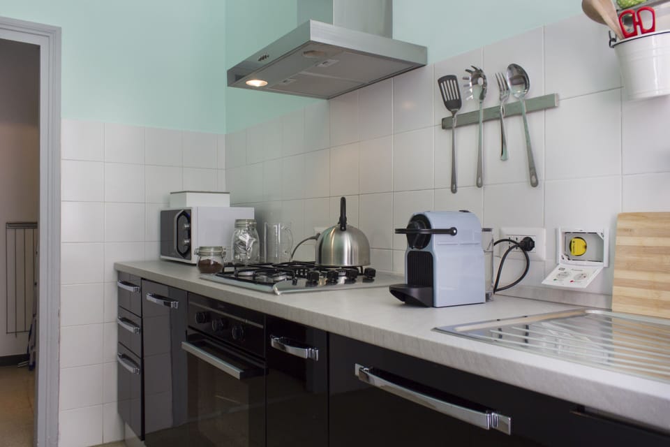 Apartment, 2 Bedrooms | Private kitchen | Full-size fridge, microwave, oven, stovetop