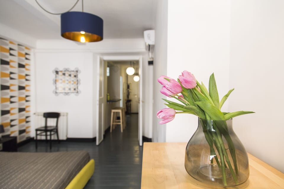 Apartment, 2 Bedrooms | 2 bedrooms, blackout drapes, iron/ironing board, WiFi (free)