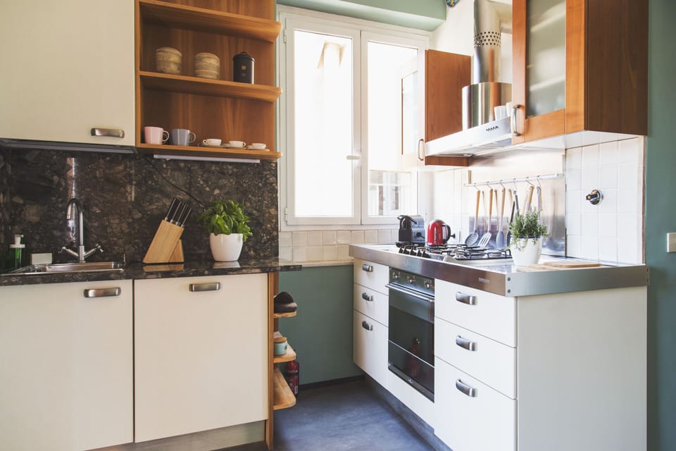Apartment, 3 Bedrooms | Private kitchen | Full-size fridge, oven, stovetop, dishwasher