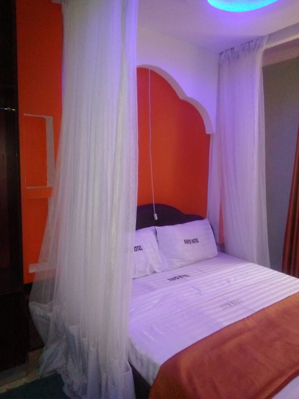 Double Room | Desk, free WiFi, bed sheets