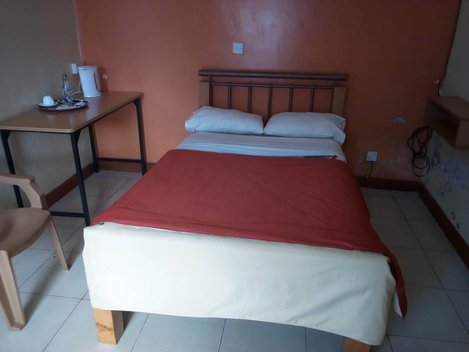 Deluxe Room | Desk, free WiFi, bed sheets