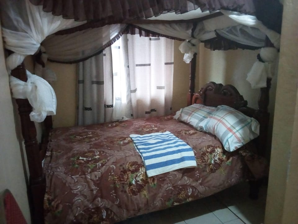 Standard Room | Desk, free WiFi