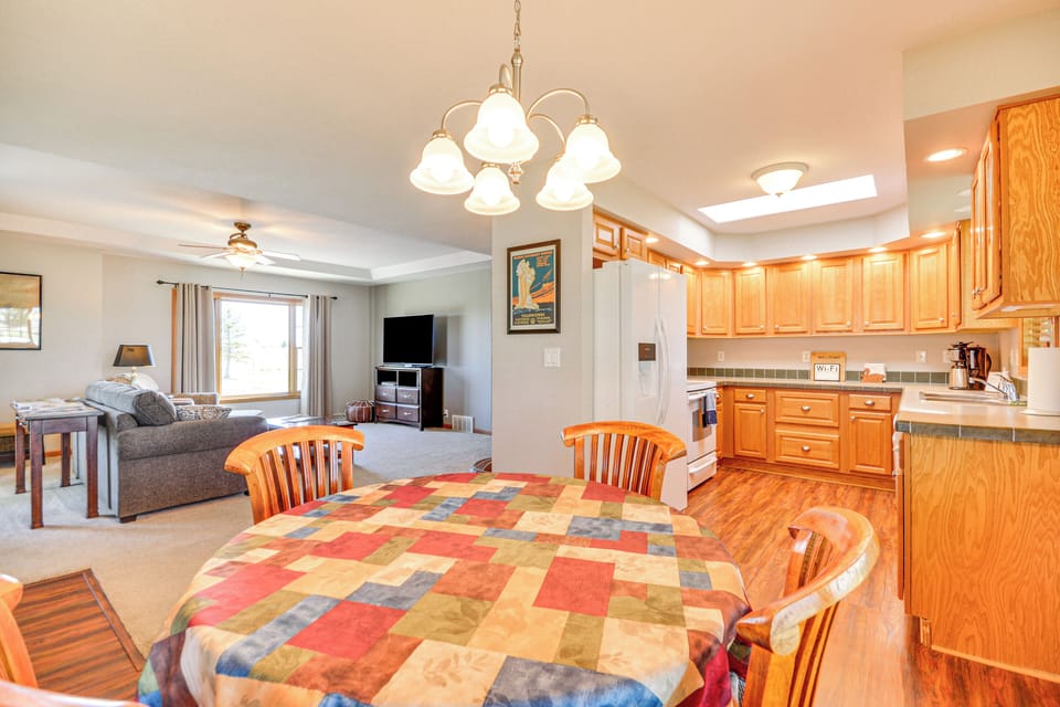 Dining Area | Dishware & Flatware