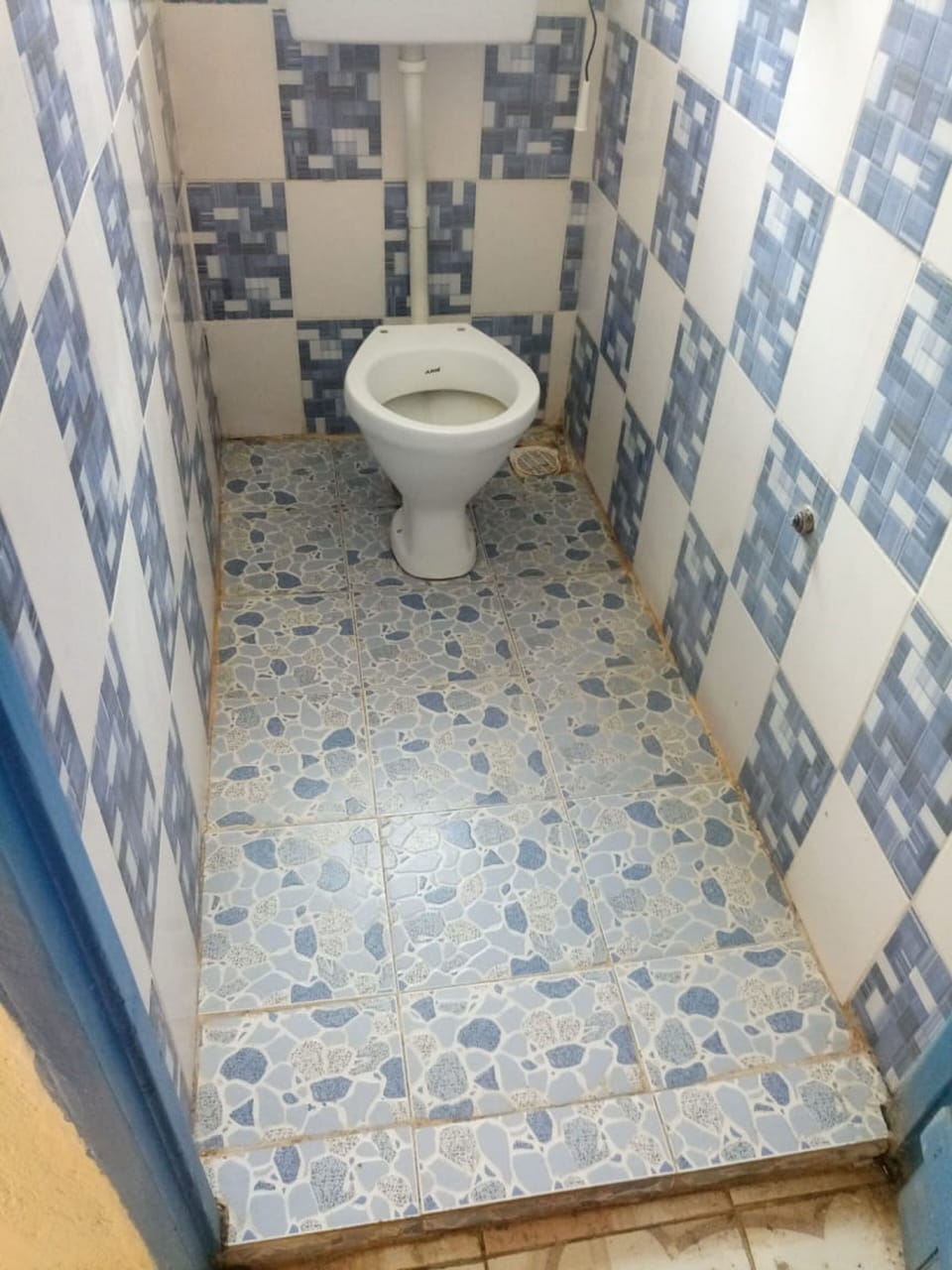 Shower, towels, soap, toilet paper