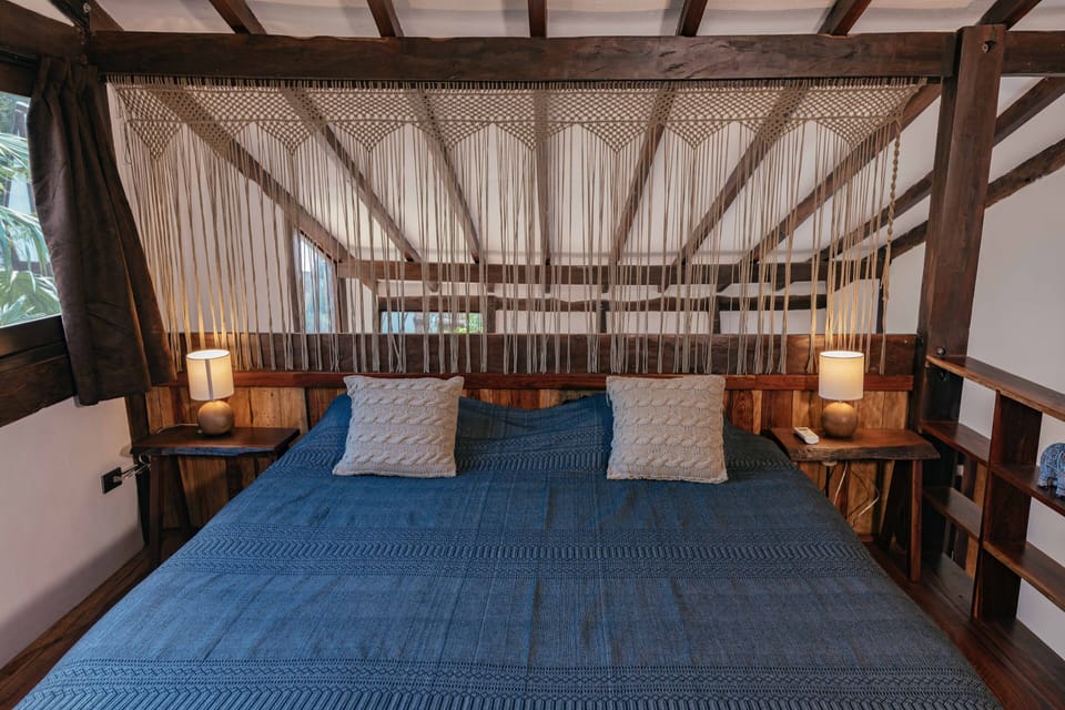 1 bedroom, premium bedding, down comforters, Select Comfort beds