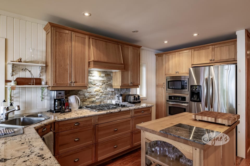 Kitchen &amp; Bar Seating
