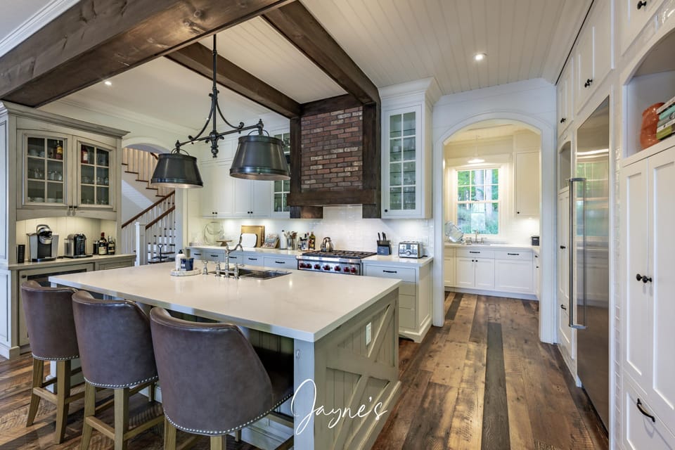 Kitchen &amp; Bar Seating (2)