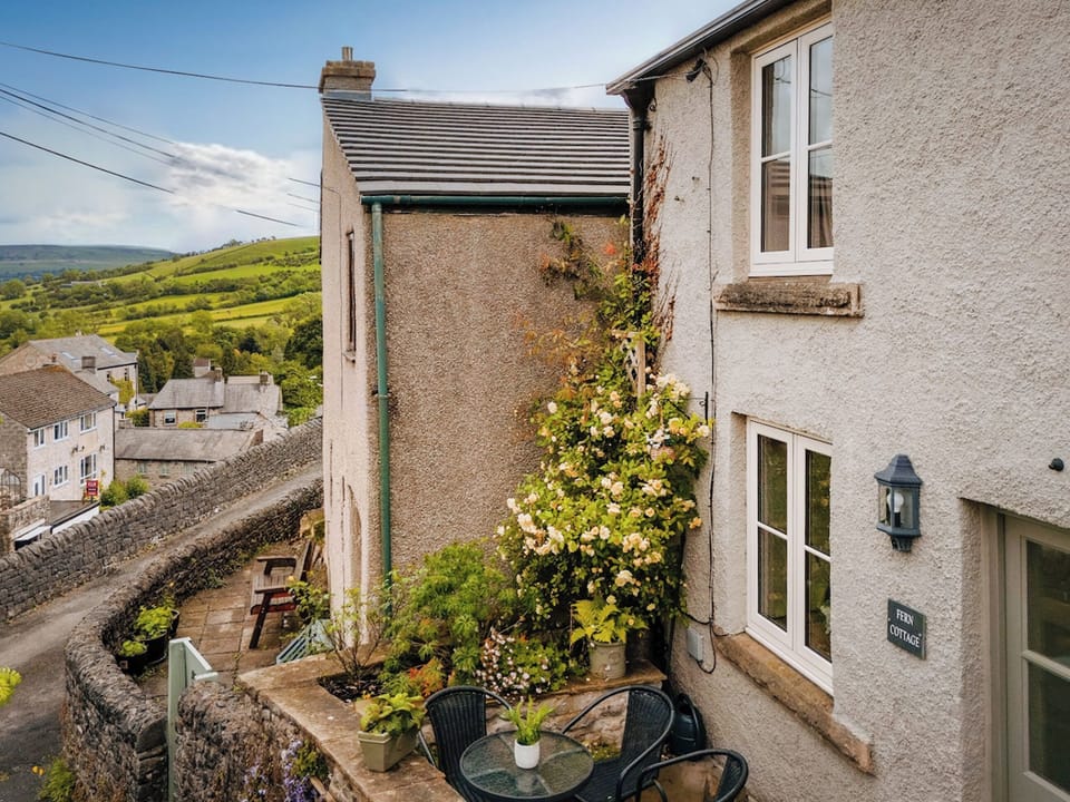 Sitting-out-area | Fern Cottage, Bradwell