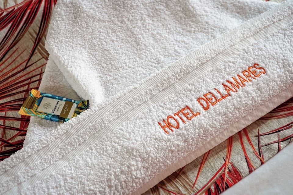 Superior Room | Bathroom amenities | Shower, towels