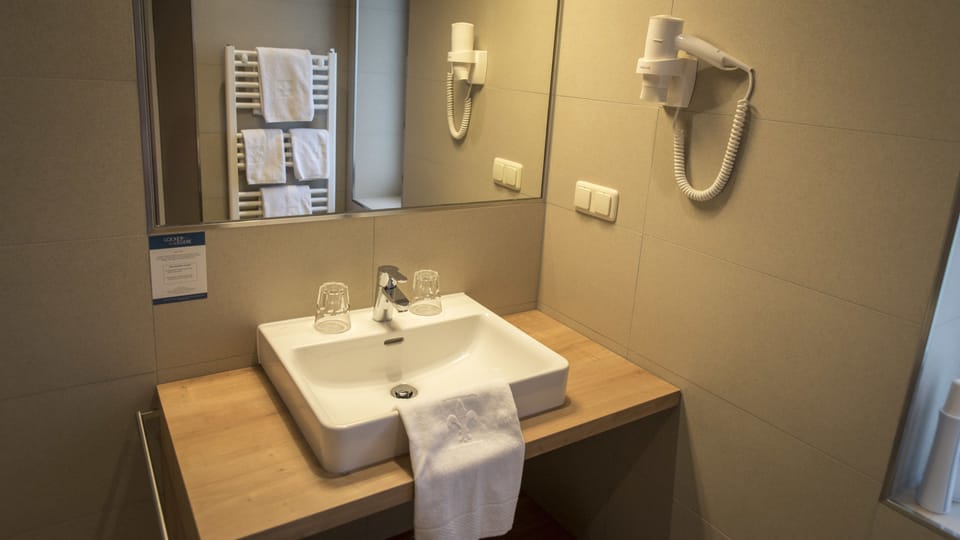 Hair dryer, towels